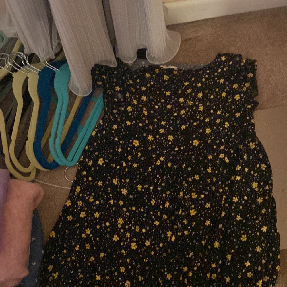 Yellow and Black floral dress - Picture 3 of 3